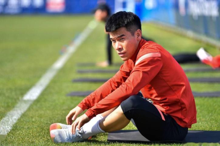 意外！他可能成大连英博本赛季首位主力难保的功勋球员，引发热议